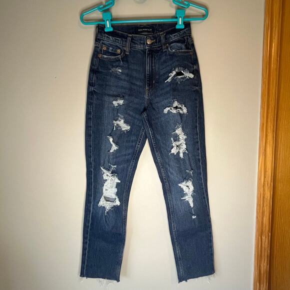 Aeropostale Dark Wash Distressed Mom Jean Size 000 Reg - Picture 12 of 12